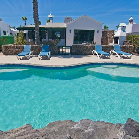 Casa Palmeras, Punta Limones, Playa Blanca, Lanzarote Holiday home *