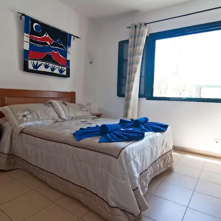 בית נופש Casa Palmeras, Punta Limones, Playa Blanca, Lanzarote