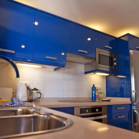 Дом отдыха Casa Palmeras, Punta Limones, Playa Blanca, Lanzarote Коста Бланка